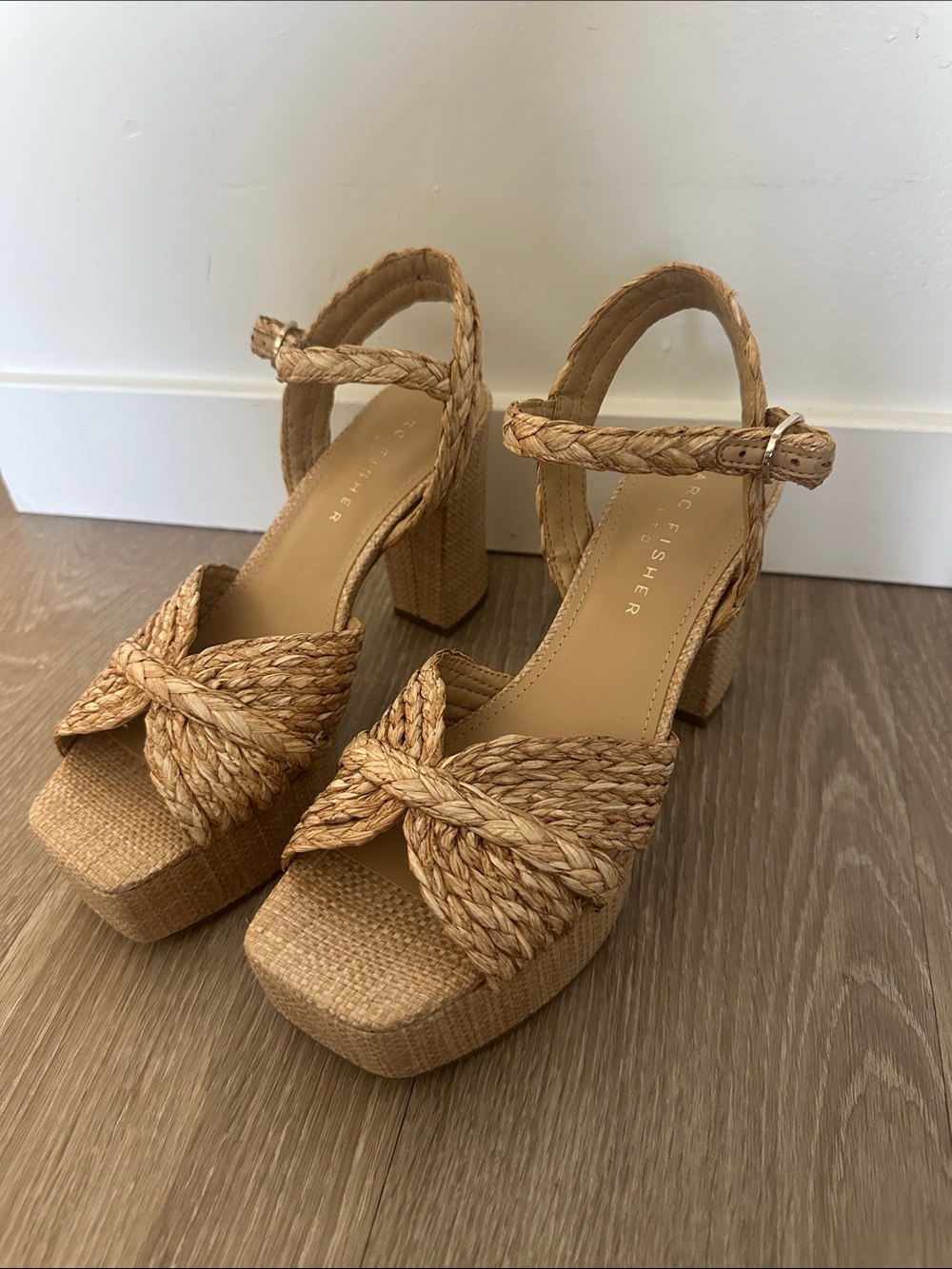 Marc Fisher Platform Heel Sandals Size 8